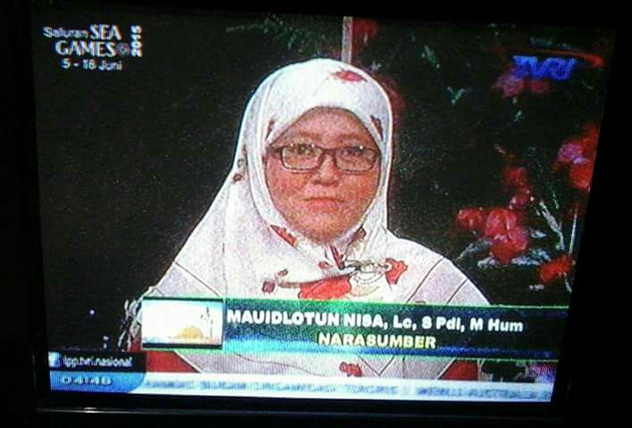 Foto_Ustadz_Dr Mauidlotun nisa’, Lc., S.Pd.I., M.Hum._cariustadz.id