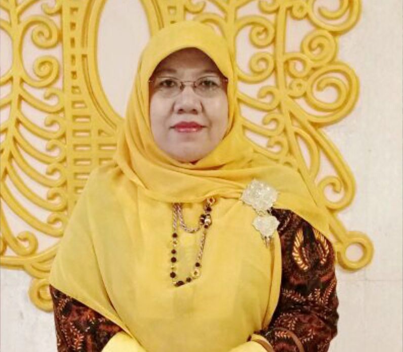 Foto_Ustadz_Dr. Hj. Afidah Wahyuni, M.Ag_cariustadz.id