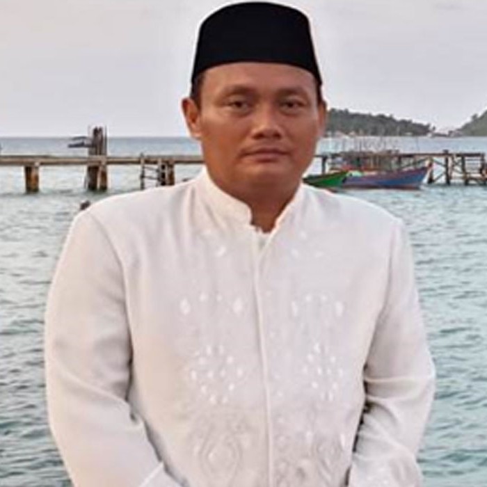 Foto_Ustadz_Dr. Risdianto, S.HI., MH_cariustadz.id