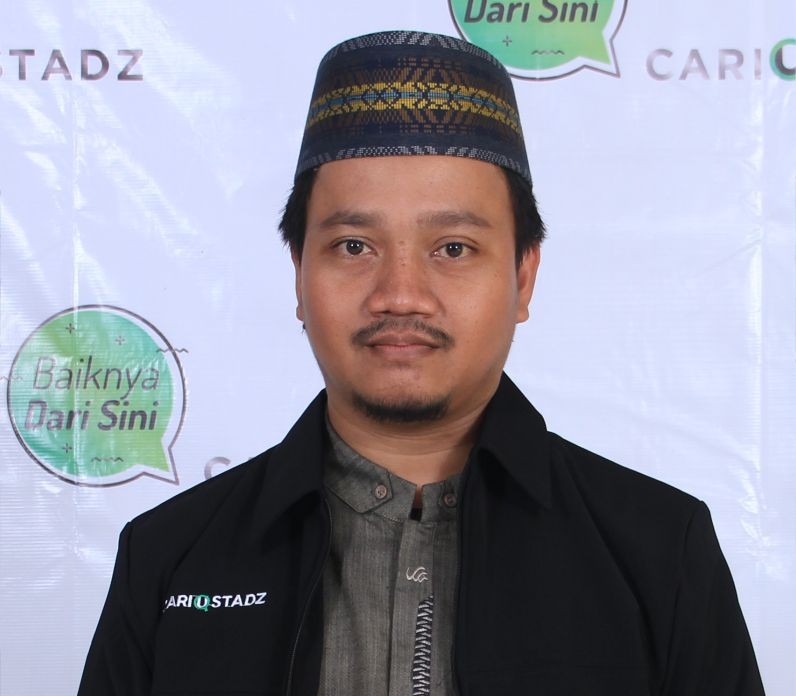 Foto_Ustadz_DR. H. Agus Nur Qowim,M.Pd.I. al-Hafizh_cariustadz.id