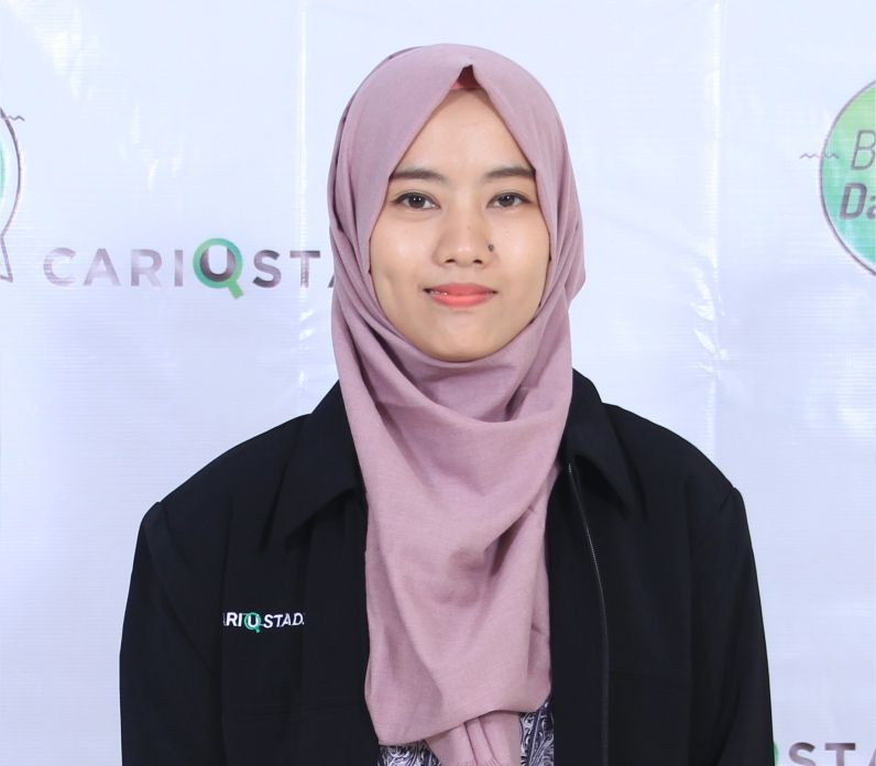 Foto_Ustadzah_Saadatul Jannah S.Th.I_cariustadz.id
