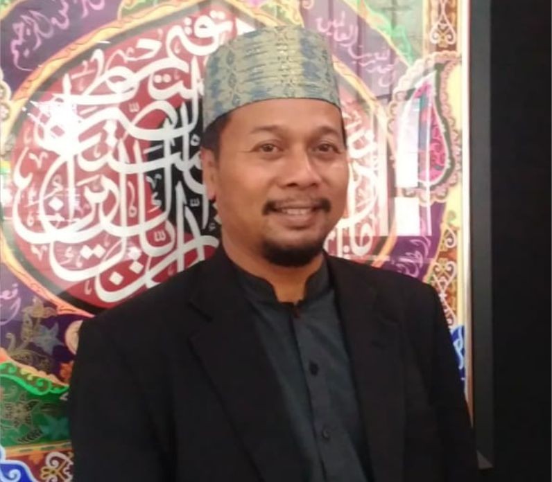 H. ACHMAD KHOTIB ,SQ, MA