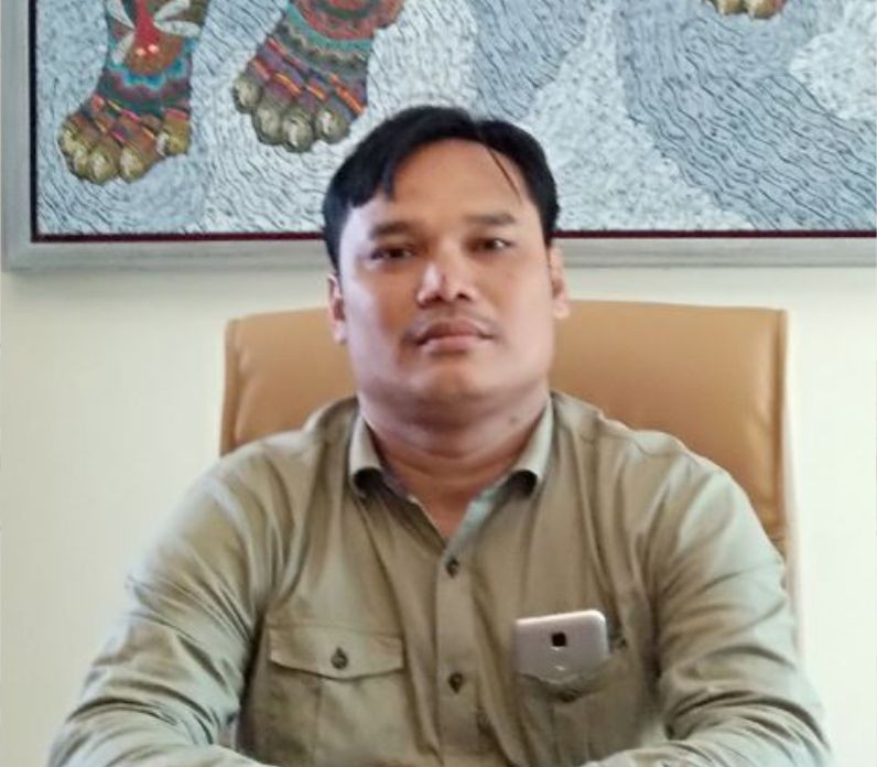 Dr. Baeti Rohman, MA