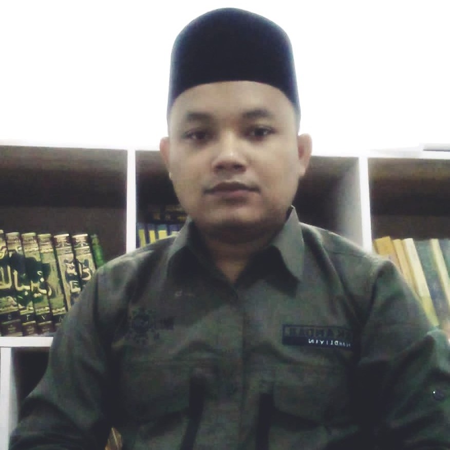 Foto_Ustadz_Iskandar, S.AP., M.Si._cariustadz.id