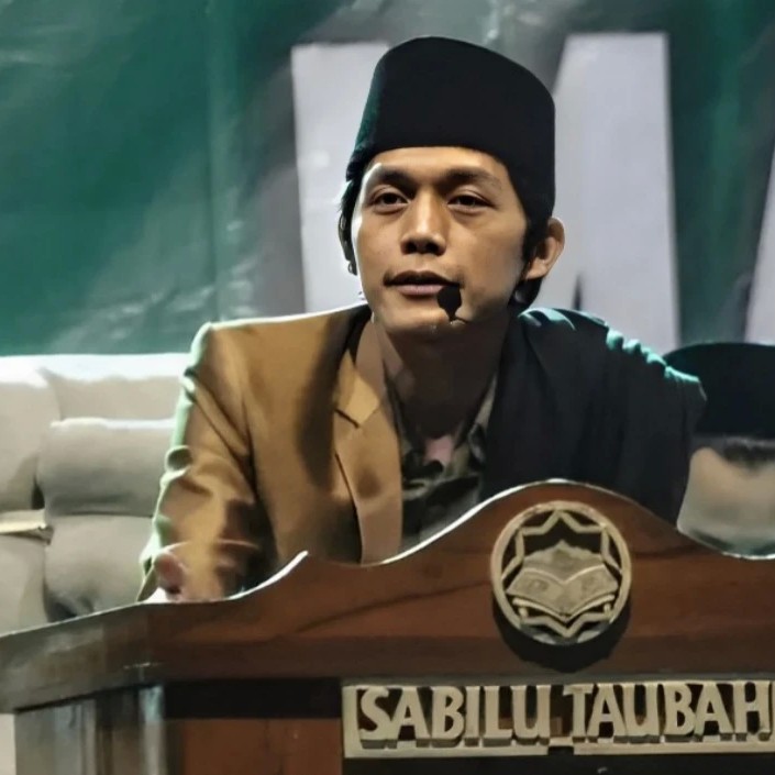 Foto_Ustadz_Gus Muhammad Iqdam Kholid_cariustadz.id