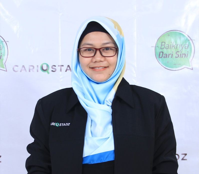 Ulvah Nur'aeni, S. Th.I